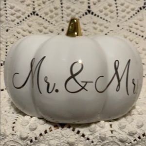 WEDDING MR & MRS 5” WHITE CERAMIC PUMPKIN W/ GOLD